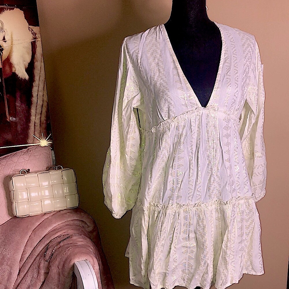 Beautiful Beach Cover Up NWT